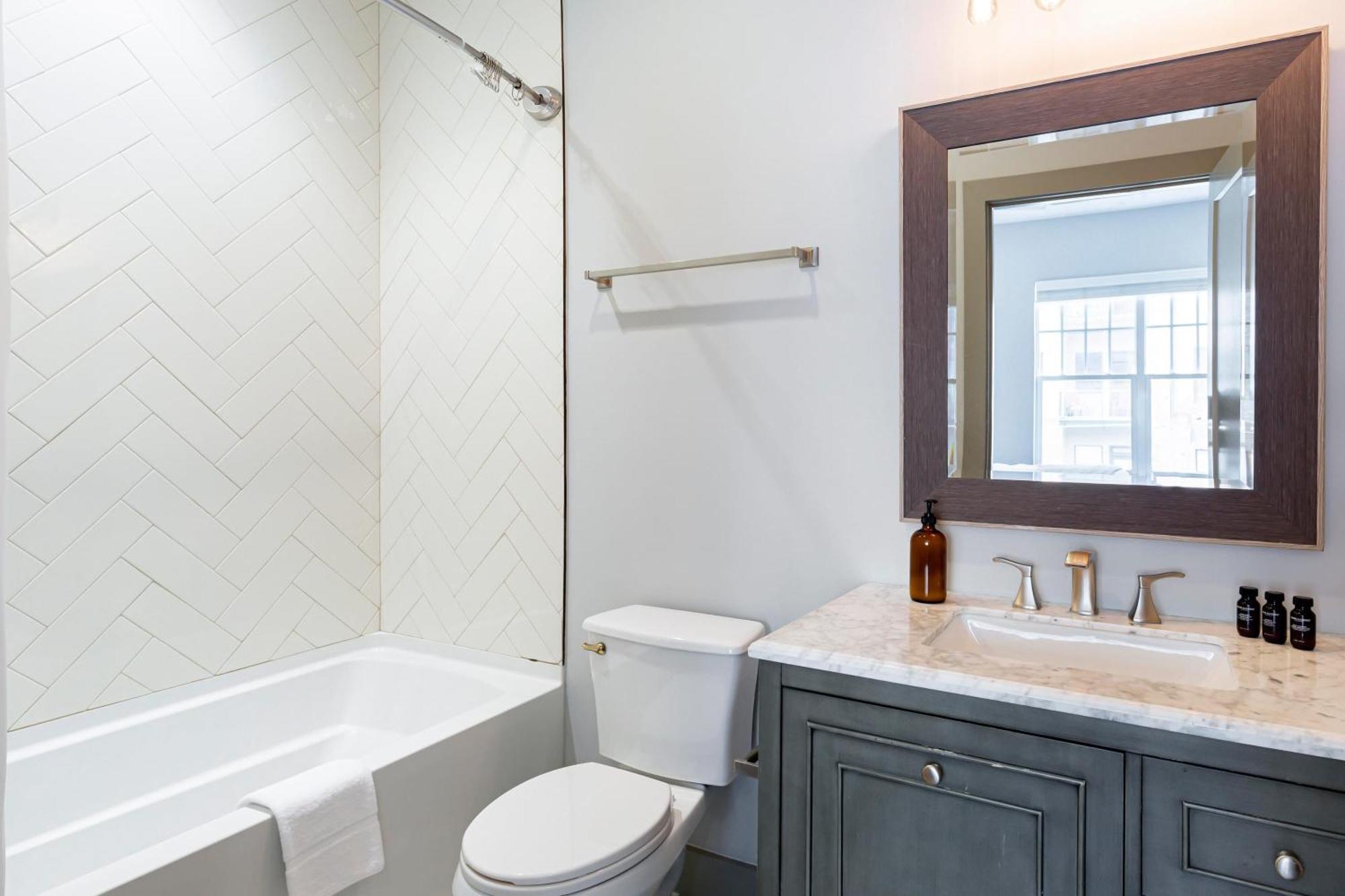 Waverly By Avantstay Nashville-Inspired Townhome W Luxury Kitchen Pool Table Exterior foto